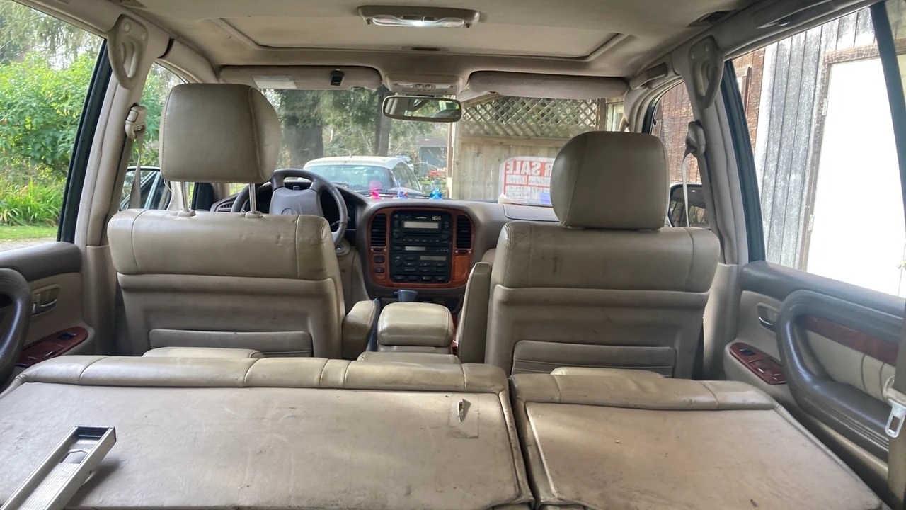 1999 Lexus LX 2nd Gen - Image 13 of 21