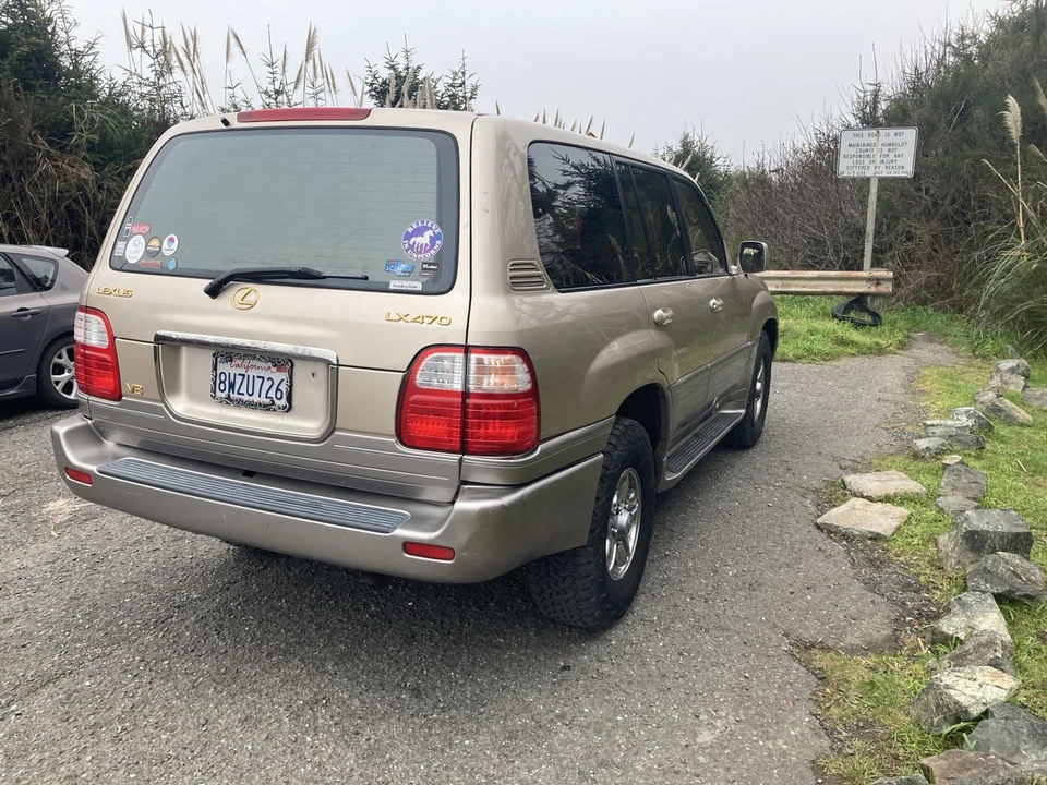 1999 Lexus LX 2nd Gen - Image 4 of 21