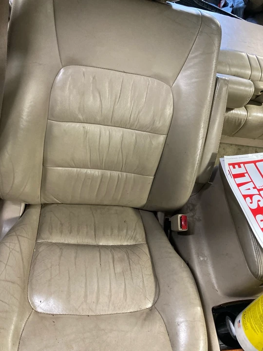 1999 Lexus LX 2nd Gen - Image 15 of 21