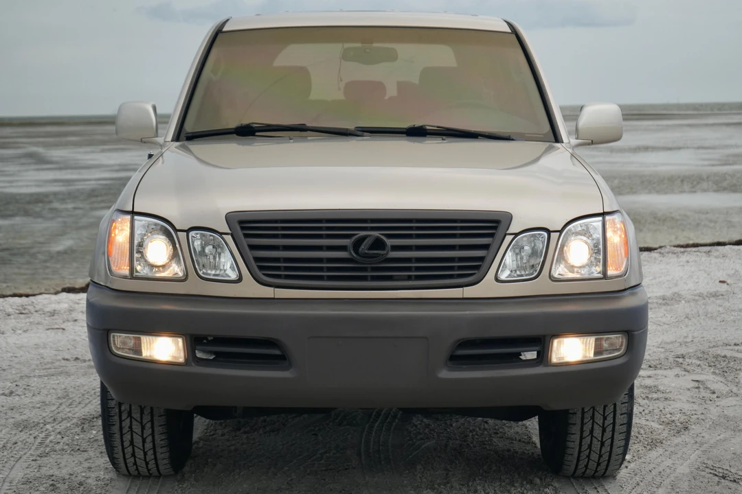 1999 Lexus LX 2nd Gen - Image 2 of 31