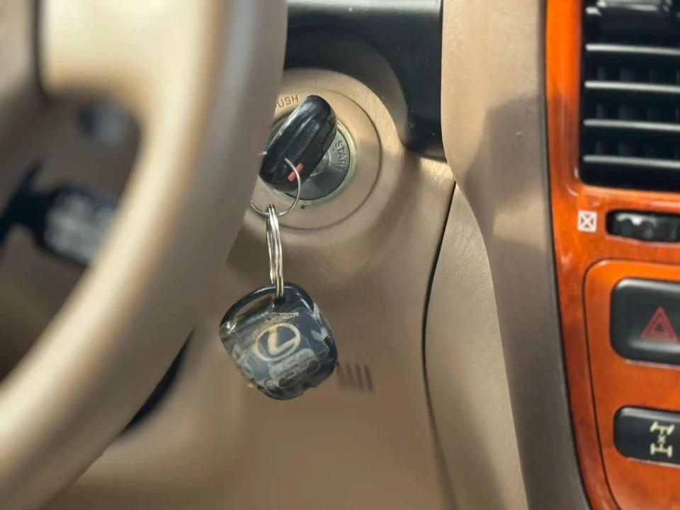 1999 Lexus LX 2nd Gen - Image 31 of 31