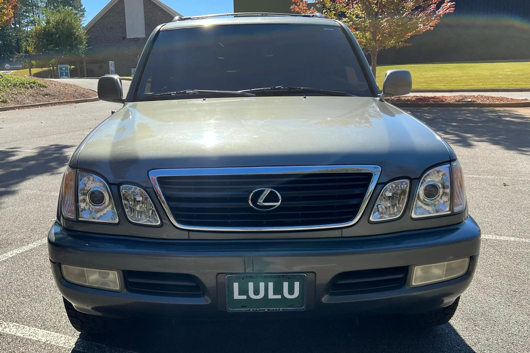 1999 Lexus LX 2nd Gen - Image 2 of 31