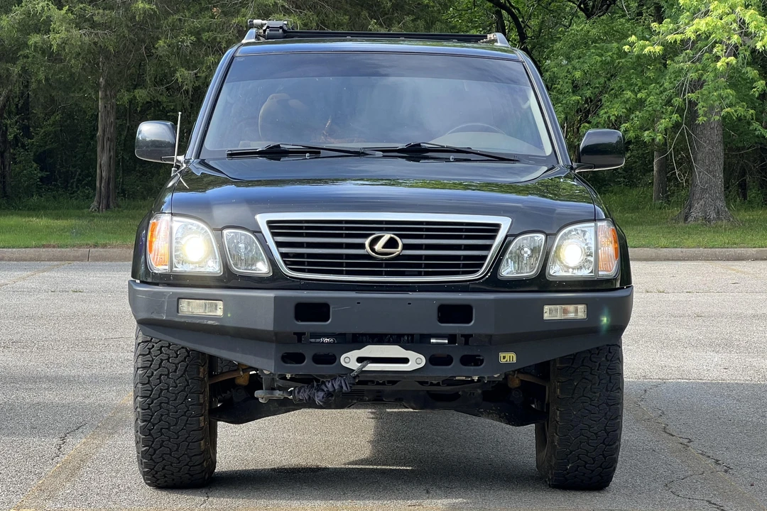 1999 Lexus LX 2nd Gen - Image 2 of 31
