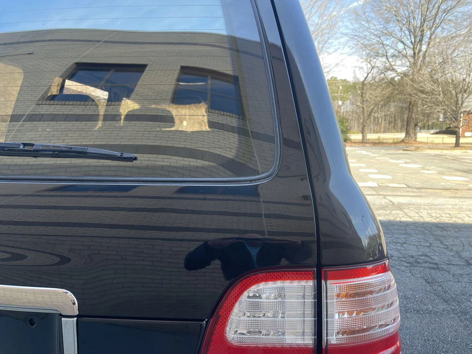 1999 Lexus LX 2nd Gen - Image 26 of 31