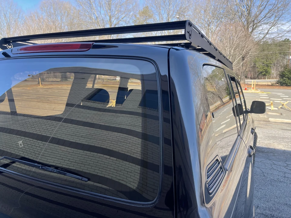 1999 Lexus LX 2nd Gen - Image 25 of 31