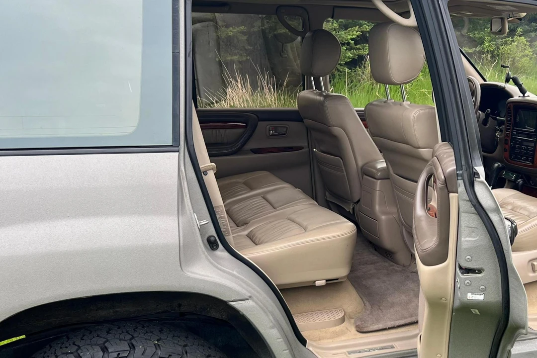 1999 Lexus LX 2nd Gen - Image 31 of 31