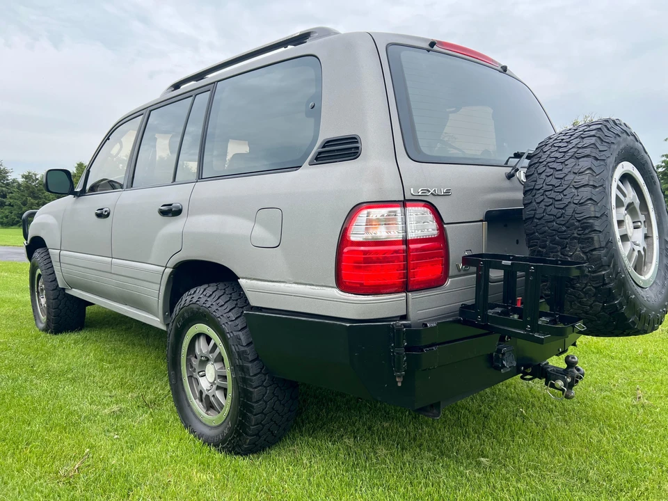 1999 Lexus LX 2nd Gen - Image 8 of 31