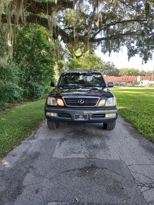 1999 Lexus LX 2nd Gen - Image 7 of 31