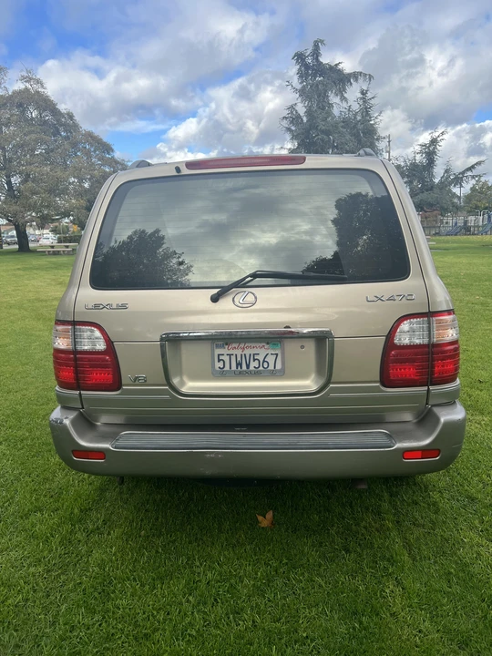 1999 Lexus LX 2nd Gen - Image 15 of 31
