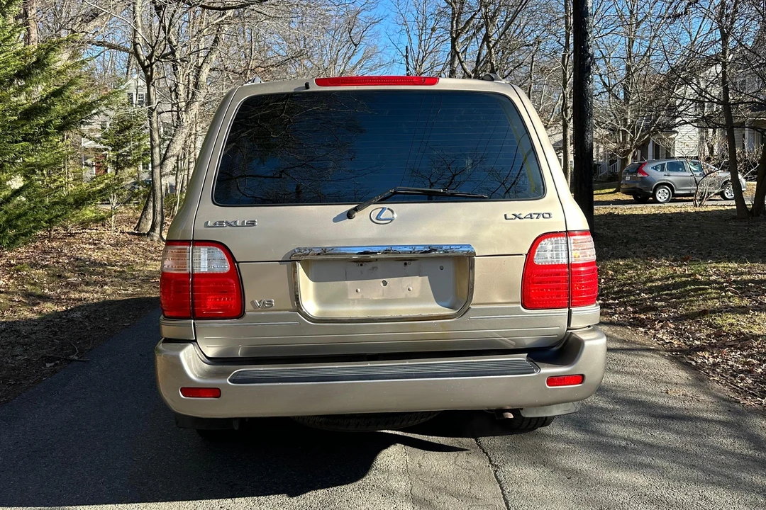 1999 Lexus LX 2nd Gen - Image 14 of 31
