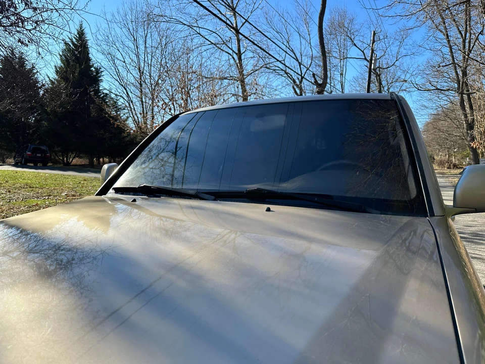 1999 Lexus LX 2nd Gen - Image 25 of 31