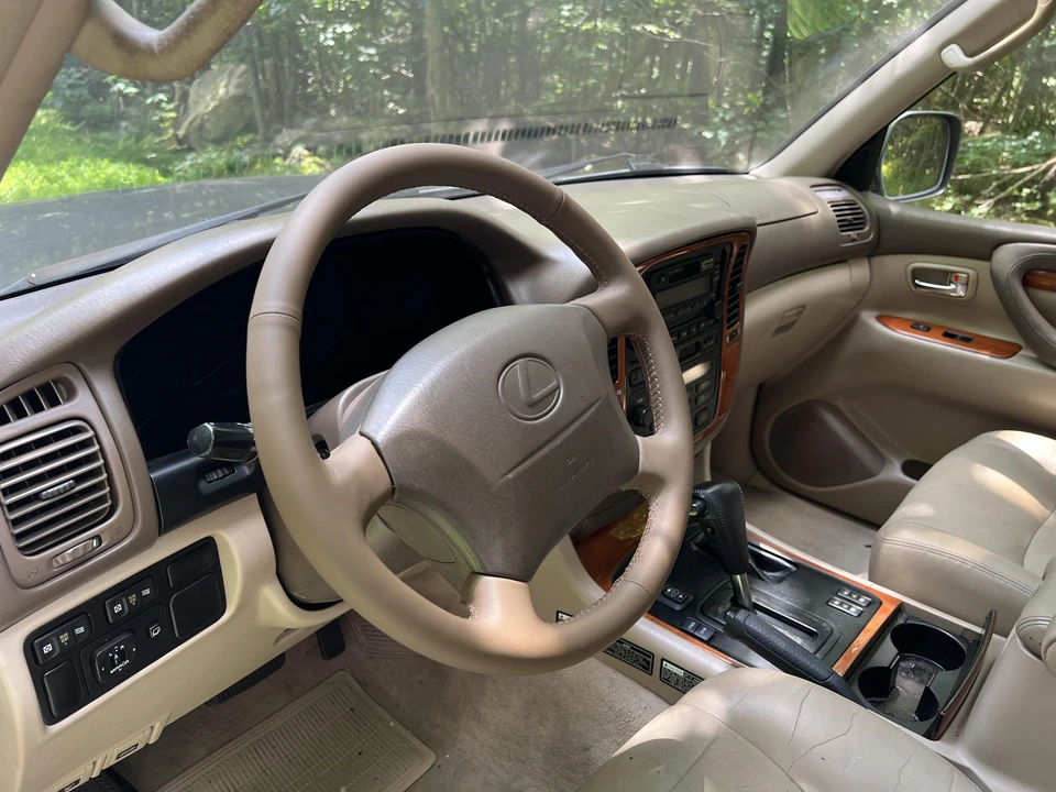 1999 Lexus LX 2nd Gen - Image 31 of 31