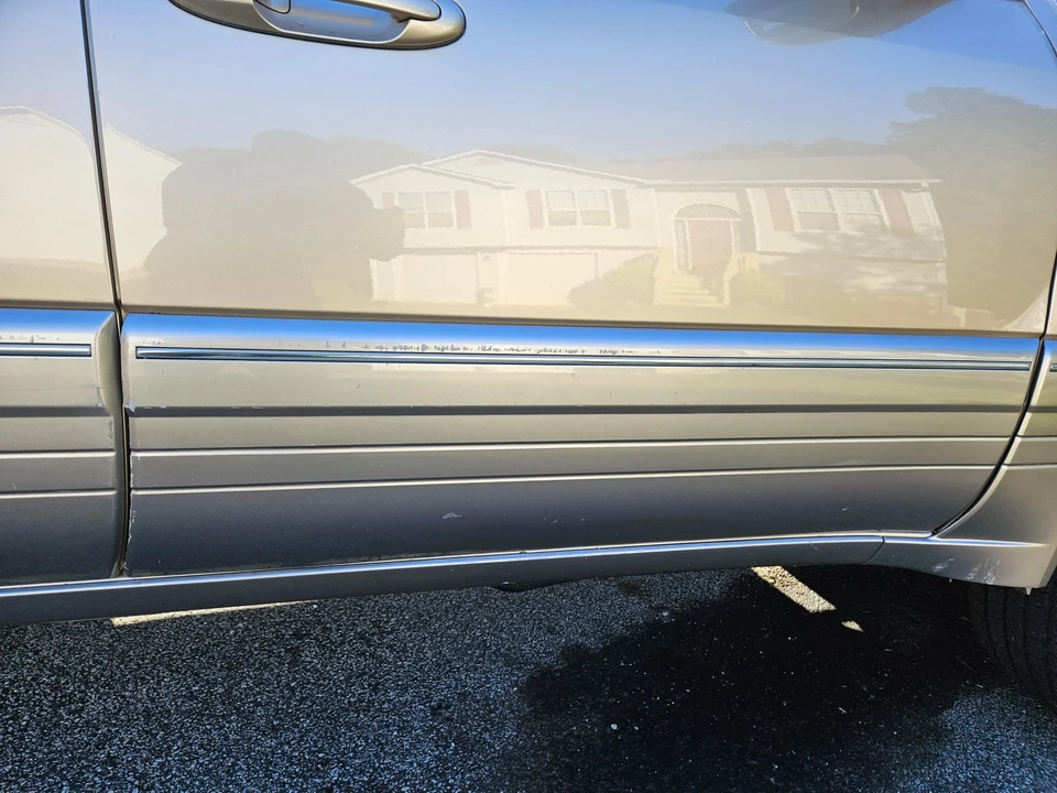 1999 Lexus LX 2nd Gen - Image 29 of 31