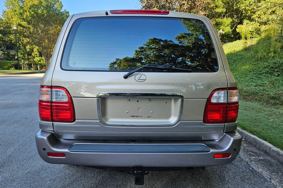 1999 Lexus LX 2nd Gen - Image 5 of 31