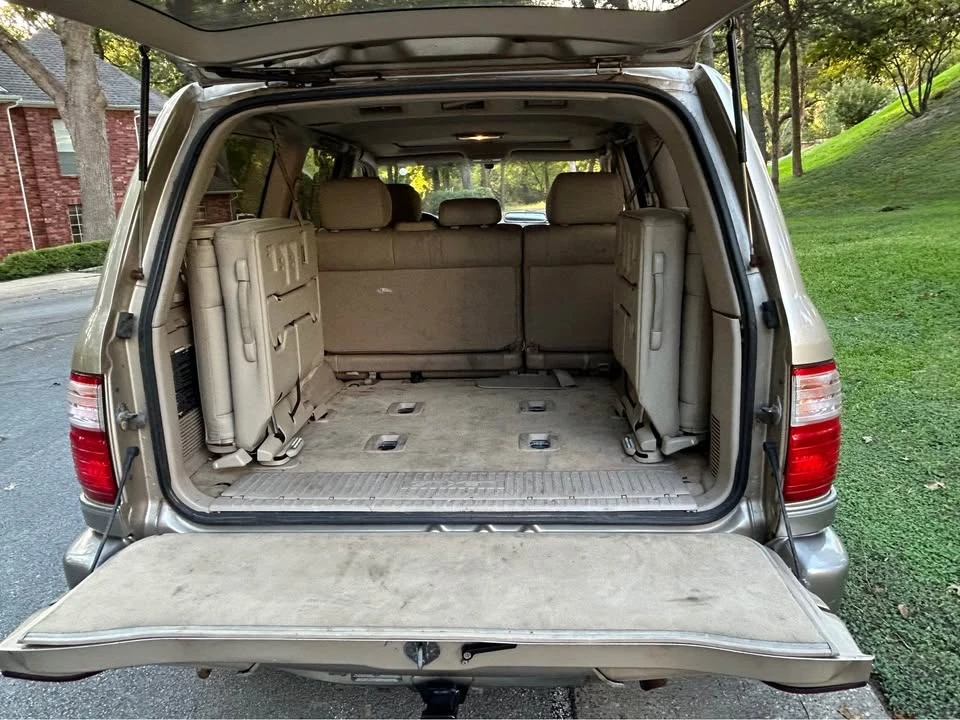 1999 Lexus LX 2nd Gen - Image 9 of 12