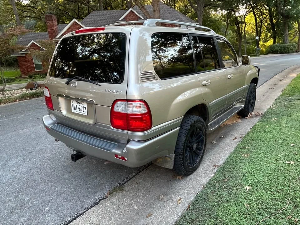 1999 Lexus LX 2nd Gen - Image 5 of 12