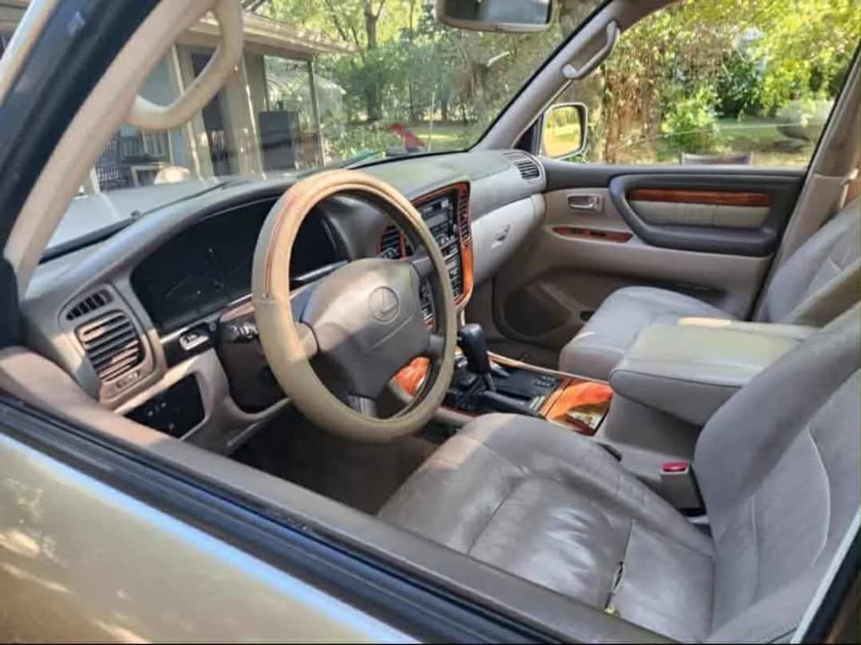 1999 Lexus LX 2nd Gen - Image 2 of 10
