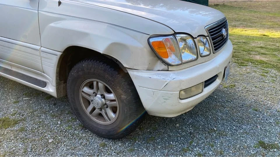 1999 Lexus LX 2nd Gen - Image 3 of 3