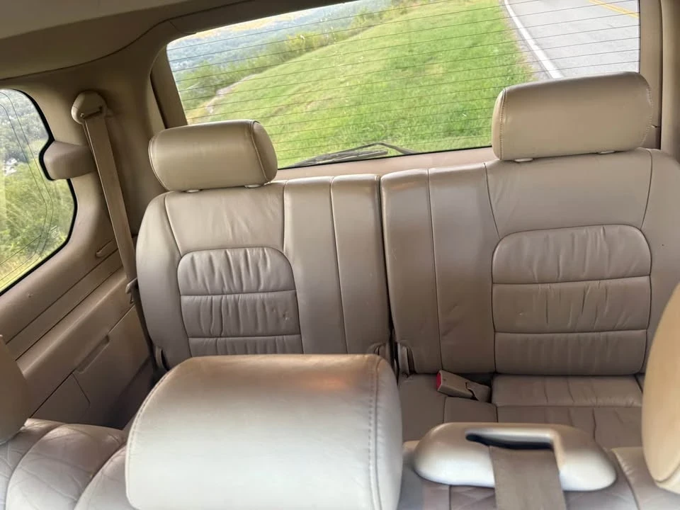 1999 Lexus LX 2nd Gen - Image 15 of 19