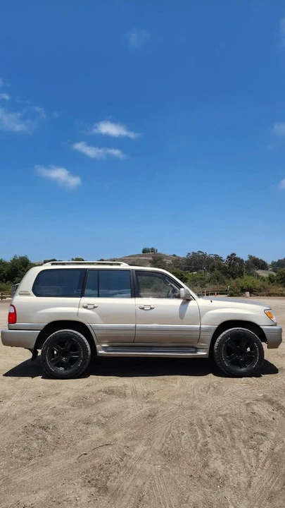 1999 Lexus LX 2nd Gen - Image 4 of 12