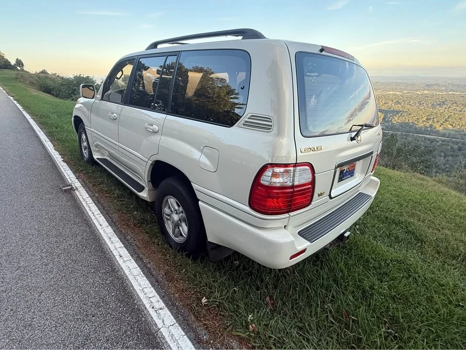 1999 Lexus LX 2nd Gen - Image 6 of 19