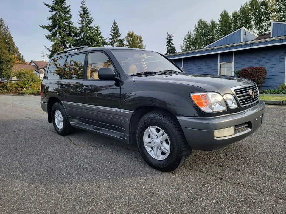 1999 Lexus LX 2nd Gen - Image 3 of 20