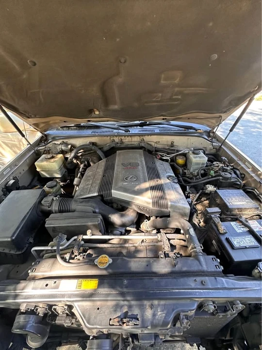 1999 Lexus LX 2nd Gen - Image 6 of 8