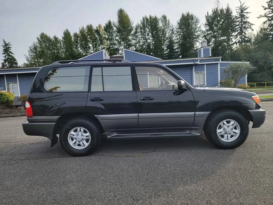 1999 Lexus LX 2nd Gen - Image 4 of 20