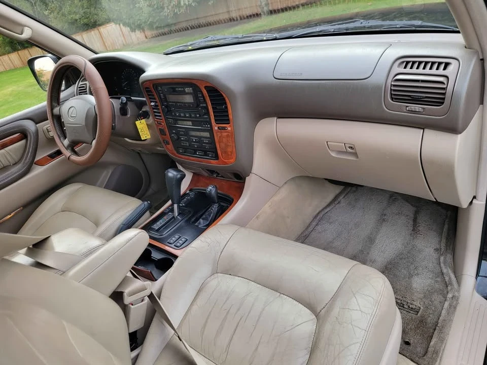 1999 Lexus LX 2nd Gen - Image 16 of 20