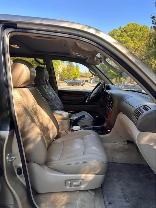 1999 Lexus LX 2nd Gen - Image 8 of 8