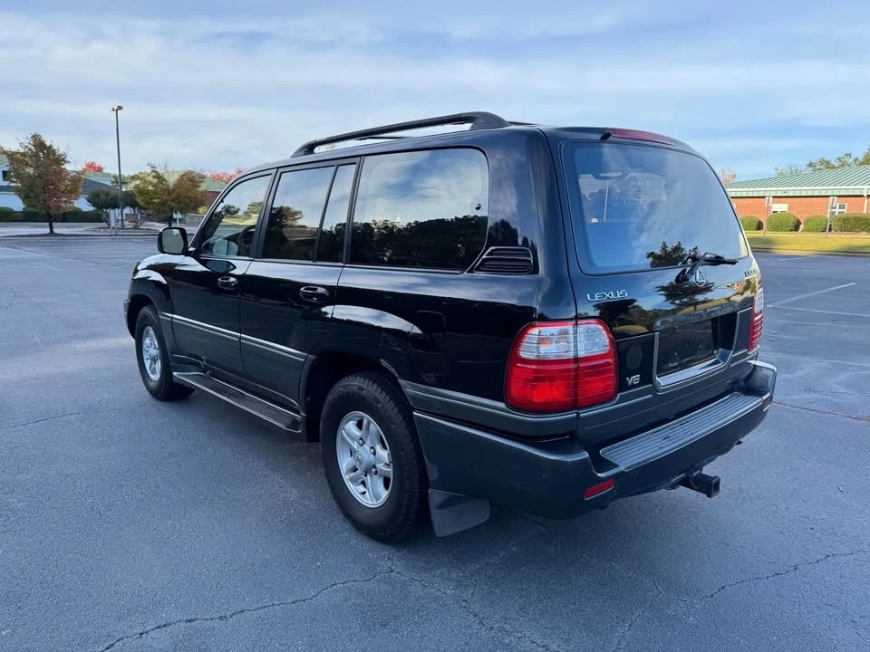 1999 Lexus LX 2nd Gen - Image 6 of 18