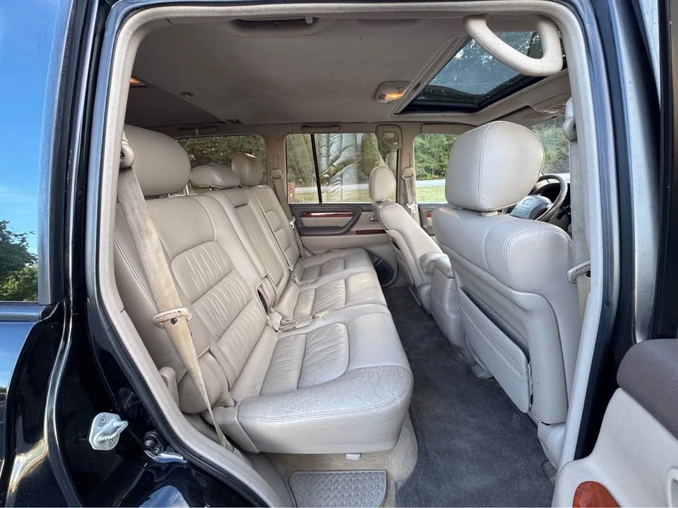 1999 Lexus LX 2nd Gen - Image 12 of 18
