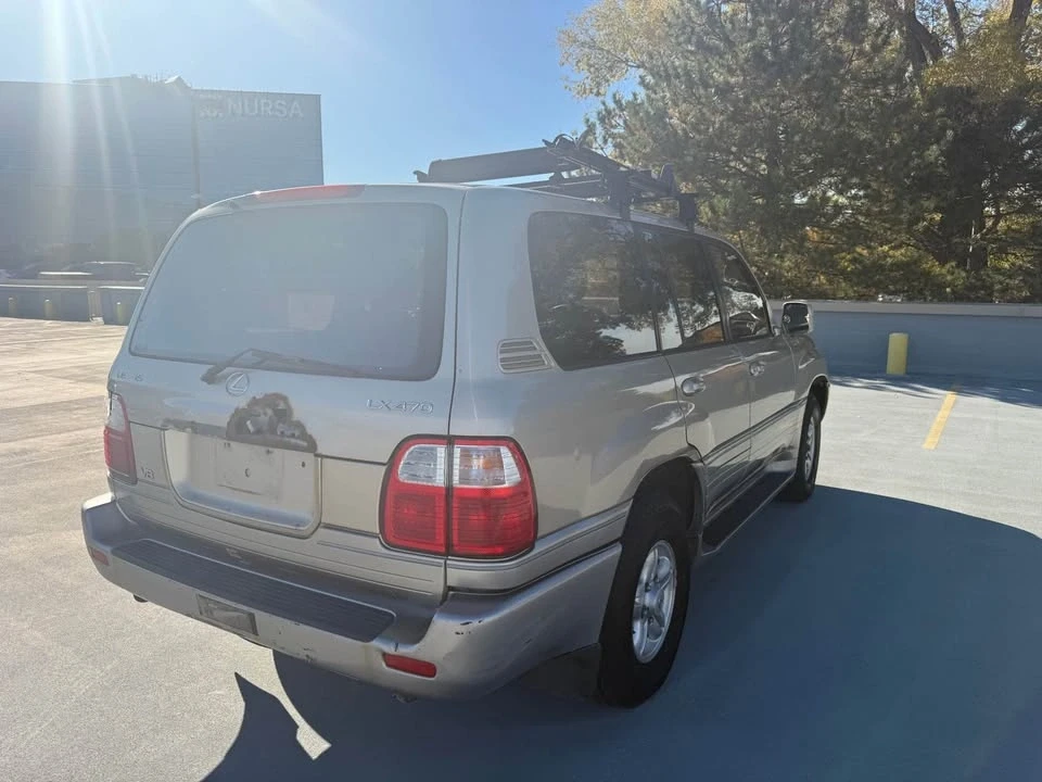 1999 Lexus LX 2nd Gen - Image 4 of 13