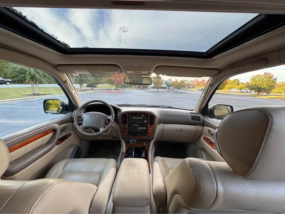 1999 Lexus LX 2nd Gen - Image 9 of 18