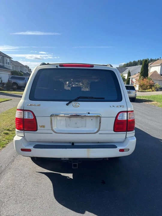 1999 Lexus LX 2nd Gen - Image 5 of 8