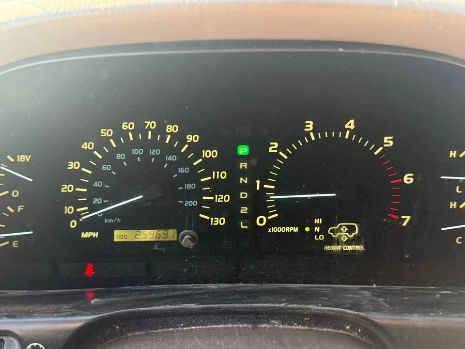 1999 Lexus LX 2nd Gen - Image 13 of 13