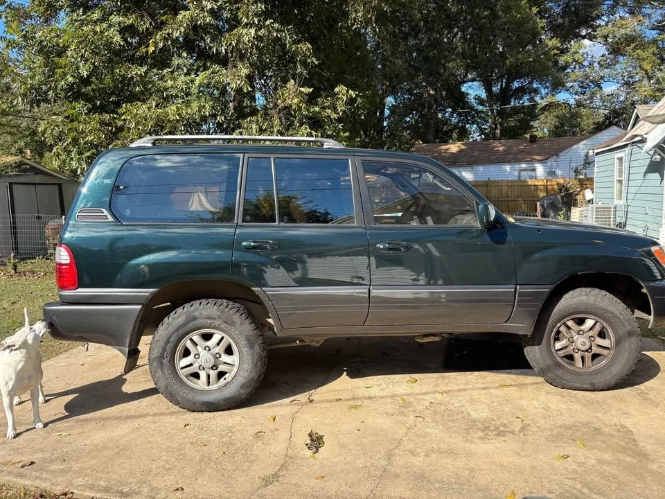 1999 Lexus LX 2nd Gen - Image 3 of 7