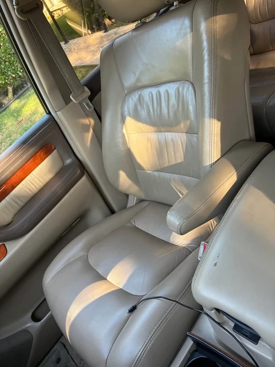 1999 Lexus LX 2nd Gen - Image 6 of 12