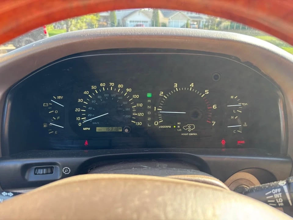 1999 Lexus LX 2nd Gen - Image 8 of 8