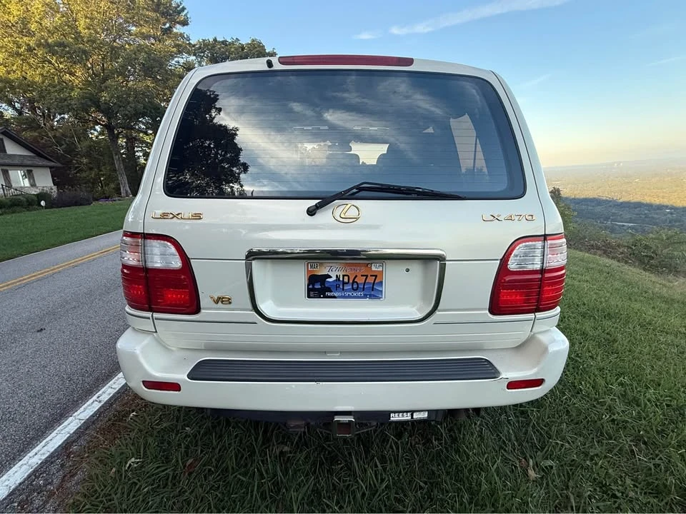1999 Lexus LX 2nd Gen - Image 5 of 16