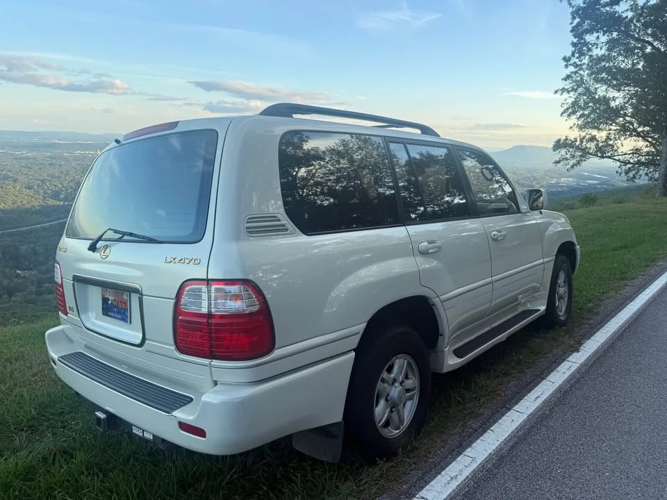 1999 Lexus LX 2nd Gen - Image 8 of 16
