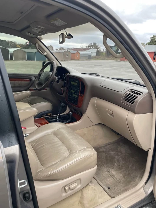 1999 Lexus LX 2nd Gen - Image 7 of 18