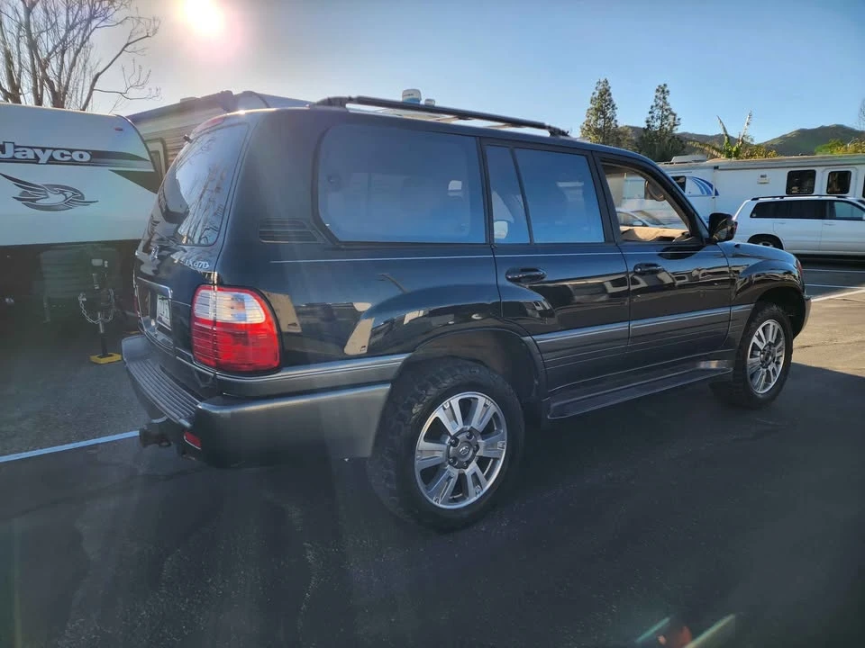 1999 Lexus LX 2nd Gen - Image 2 of 11