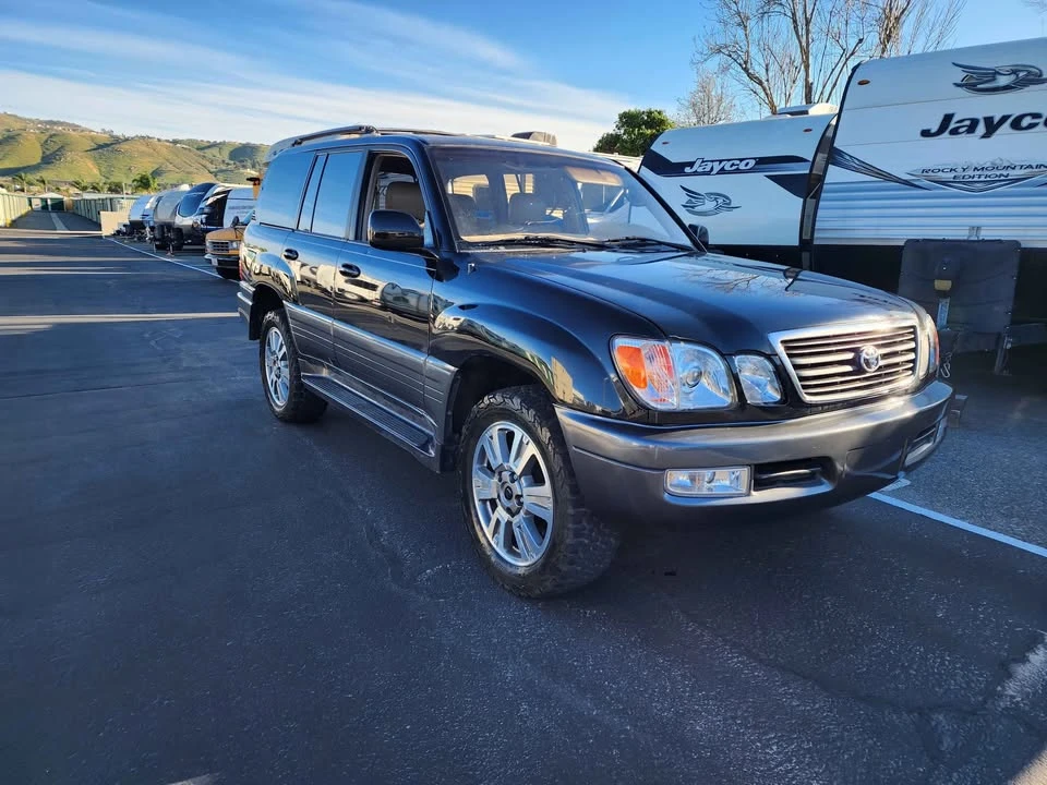 1999 Lexus LX 2nd Gen - Image 5 of 11