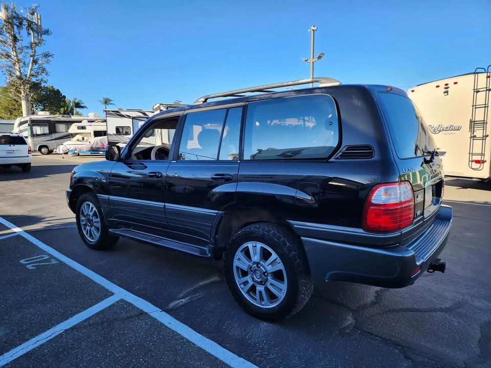 1999 Lexus LX 2nd Gen - Image 6 of 8