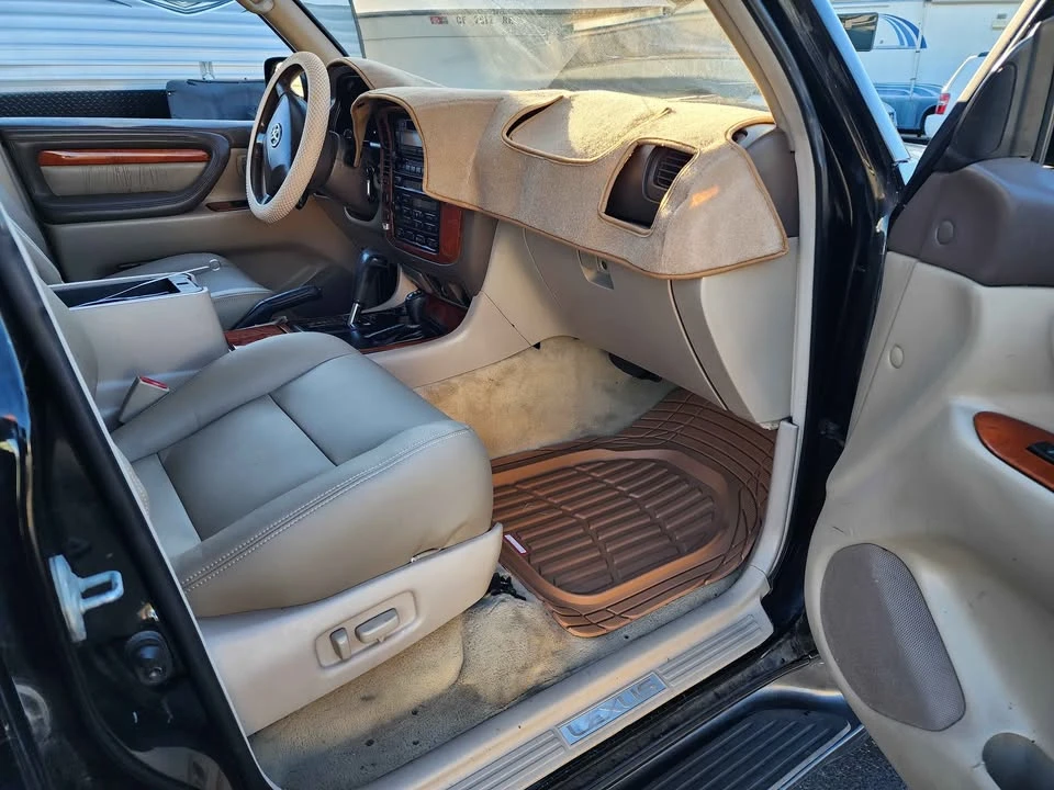 1999 Lexus LX 2nd Gen - Image 7 of 11
