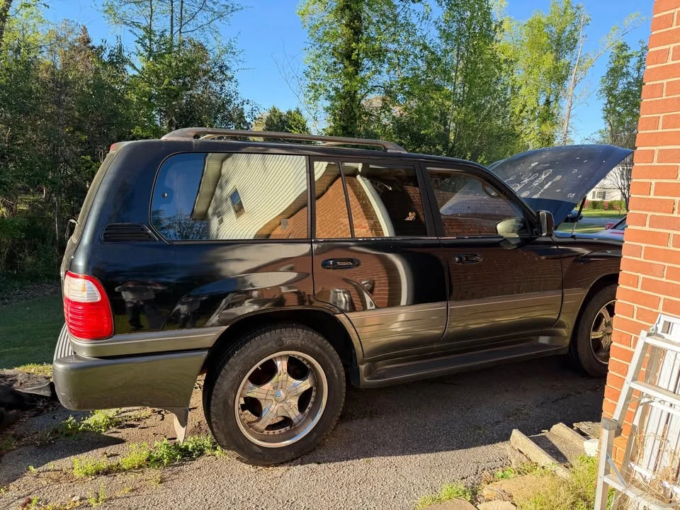 1999 Lexus LX 2nd Gen - Image 6 of 14