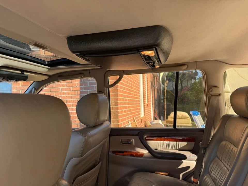 1999 Lexus LX 2nd Gen - Image 12 of 14