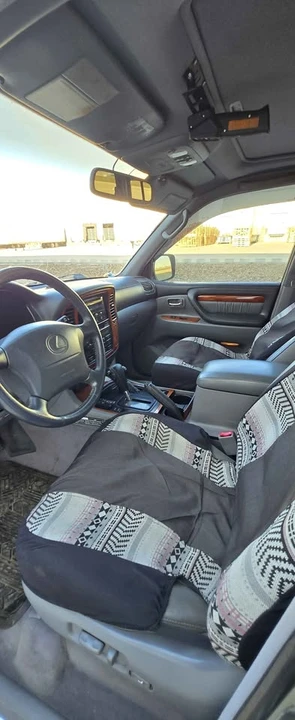 1999 Lexus LX 2nd Gen - Image 15 of 19