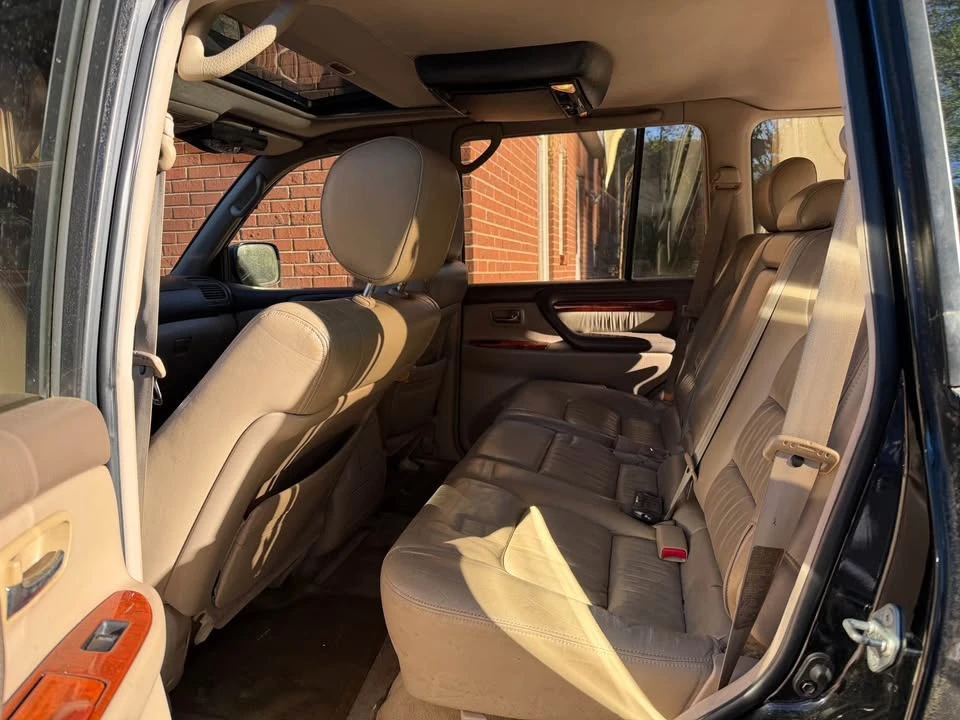 1999 Lexus LX 2nd Gen - Image 11 of 14